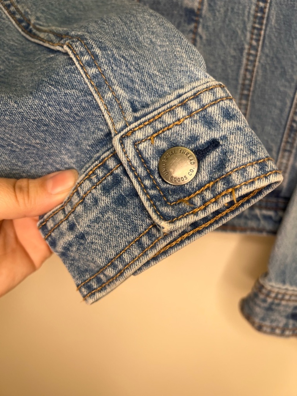 Universal Thread Sherpa Lined Denim Jacket L Cozy Trucker Jean Jacket - Picture 3 of 8